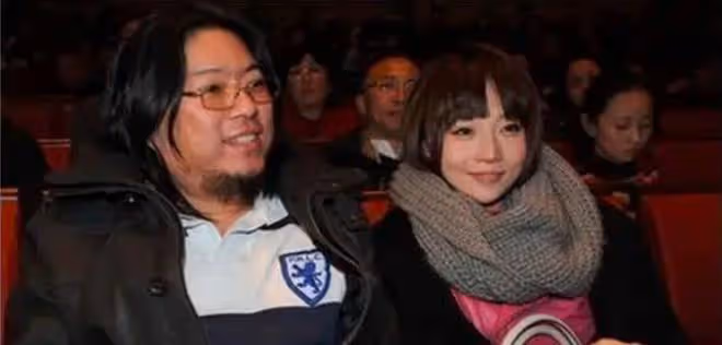 高曉松34歲前妻官宣懷二胎！嫁帥哥再婚不到1年，大女兒已經14歲