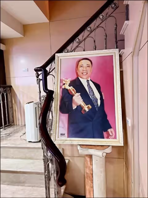 影帝陳松勇千萬遺產重新分配，倆弟弟為錢反目，印尼看護獲贈400萬