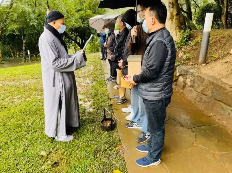 影帝陳松勇千萬遺產重新分配，倆弟弟為錢反目，印尼看護獲贈400萬