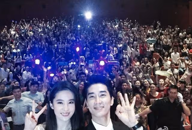 朴信惠、允兒人氣超高!10位到中國發展的韓星,多對跨國情侶誕生