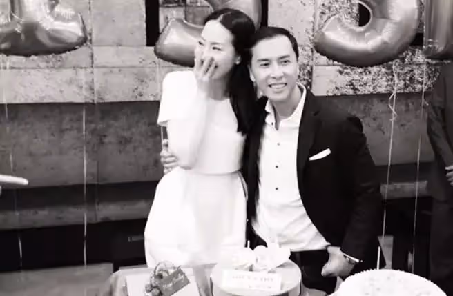 被封「演藝圈怕老婆」代表！甄子丹「結婚19年每天製造驚喜」　霸氣喊「我最怕老婆不開心」：是寵不是怕