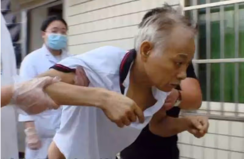 13年前他「捐腎救妻」成模範丈夫!今生病入院卻眾叛親離 兒女:一切都是咎由自取