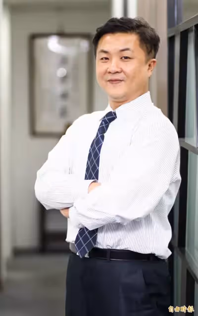 「25年婚姻敗給女助理 !」她謝謝老公的外遇:我不用再取悅任何人!