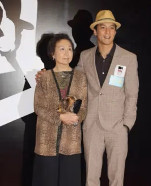 吳彥祖父親93歲生日前夕去世！兒子悲痛發文悼念，昔日合照引淚目