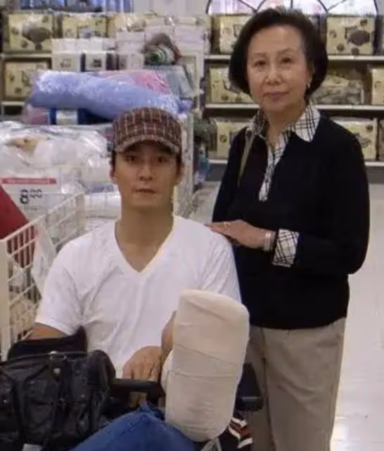 吳彥祖父親93歲生日前夕去世！兒子悲痛發文悼念，昔日合照引淚目
