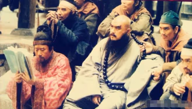 《水滸傳》幕後:丁海峰打真老虎,導演為「潘金蓮」加6場洗澡戲