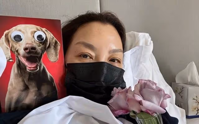 功夫巨星楊紫瓊宣告確診!曬素顏照略顯疲憊,疑為宣傳新電影中招