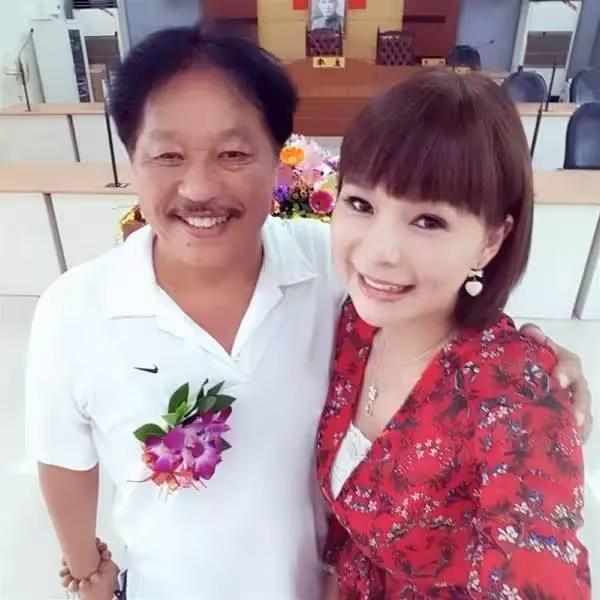 《瞳鈴眼》女星婚姻名存實亡！嫁大15歲民代尪「苦嘆沒有夫妻生活」　51歲「變賣定情愛巢」近況曝光