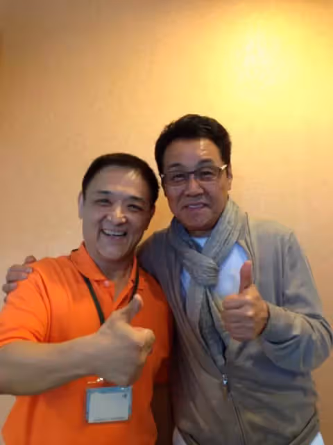 做人骨氣不能丟！小亮哥「主動請辭18年節目」嘆：老闆小動作很多　「霸氣拋20萬月收」愛妻力挺：有更高收入工作