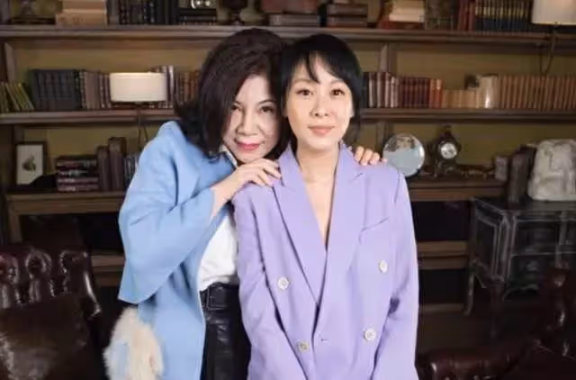 拿了影后卻窮到交不起房租！被迫掃廁所「靠標會維生」 劉若英近日「現身田園種菜」樂當農民：要學會放下