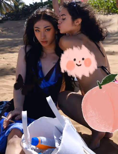 伊能靜兒子穿低領弔帶秀身材,被辣妹親吻不避嫌,抽菸後眼神撩人
