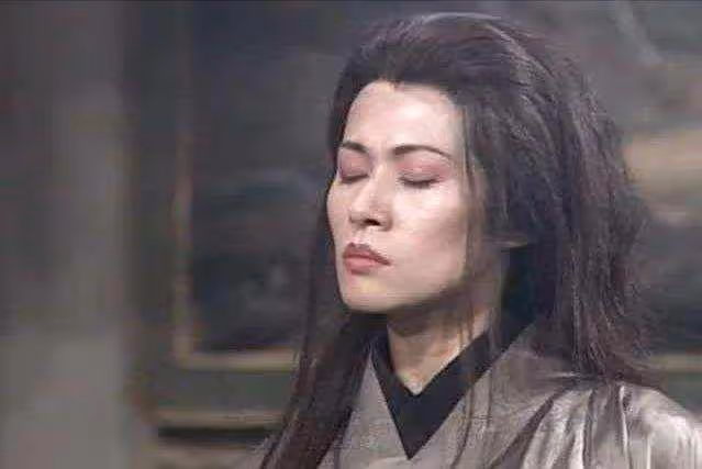 亞視前當家花旦久違復出，曾是「最美梅超風」，大女兒選港姐落敗