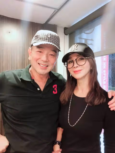 嚴父教出美女！陳美鳳曝「走路裙襬一動就慘了」　出生被送走「養父母賣陽春麵拉拔」她淚送一棟房