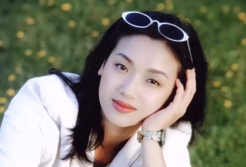 一代女神吳倩蓮：拒絕劉德華求婚，愛情長跑12年，結局令人心酸，甘願嫁給圈外人隱居