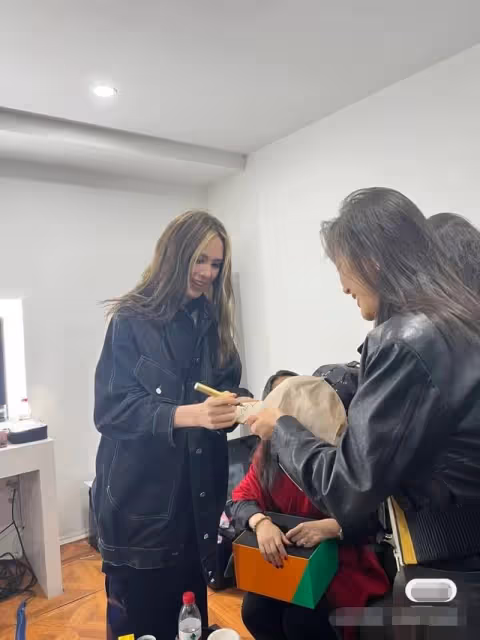 谷愛凌絕美大片釋出!穿緊身長裙秀完美身材,陽光健康美成新潮流