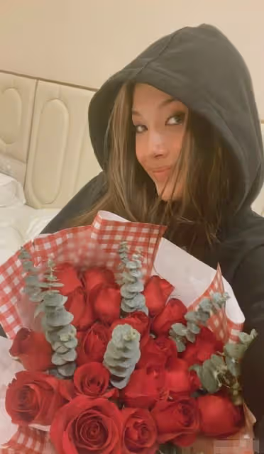 谷愛凌絕美大片釋出!穿緊身長裙秀完美身材,陽光健康美成新潮流