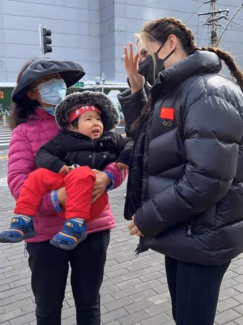 谷愛凌絕美大片釋出!穿緊身長裙秀完美身材,陽光健康美成新潮流