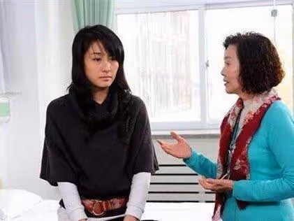 侄子和女兒同班，婆婆每天讓俺捎上侄子，接兩月提要求，得罪全家