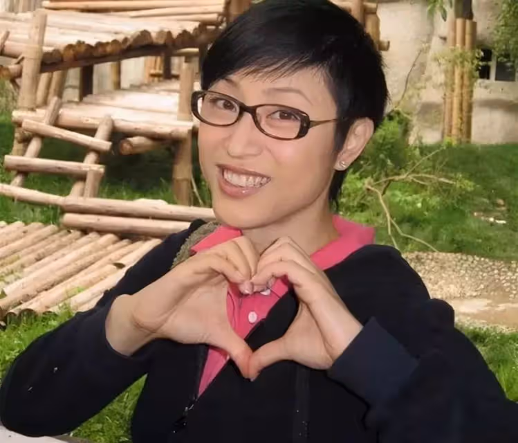 54歲陳法蓉，把親情看得很重要，與老父親相依為命