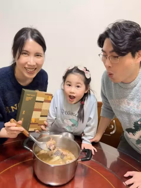 女星余苑綺放棄化療，身體多處亮紅燈，父親談其病情難掩悲傷
