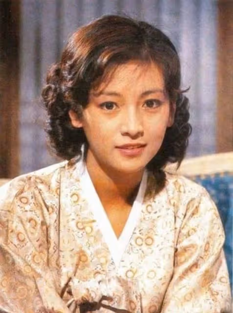 LISA送美延禮物?維持到現在的友情;韓國時代美人有誰?
