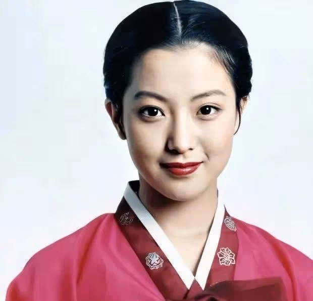 LISA送美延禮物?維持到現在的友情;韓國時代美人有誰?