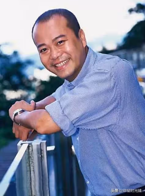 他是TVB最醜視帝!卻被賭王孫女倒追「被罵吃軟飯」 婚後「頂客25年」感情恩愛如初