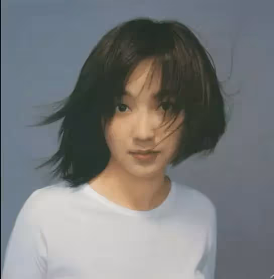 陳慧嫻是香港一代天后,爆紅時隱退,被人遺忘成了「過氣歌手」,如今55 歲仍舊孤單一人,網友:無數人的意難平