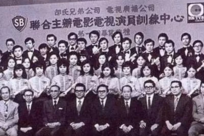 「小青」陳美琪:21歲嫁豪門,28歲終身不孕,關之琳欠她一句道歉