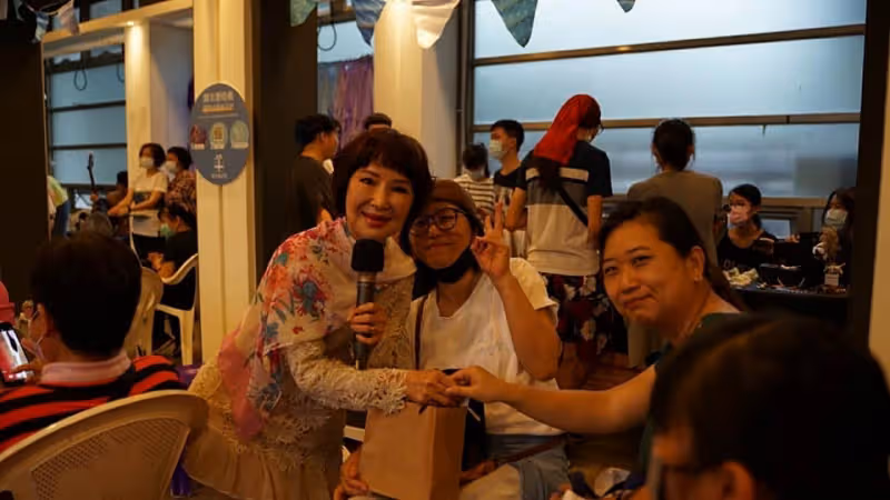 司馬玉嬌「2婚2離同一人」為前夫扛百萬債　對人生豁達「坦言仍是朋友」甘在廟會表演：有飯吃就好
