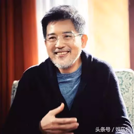 當年被譽「最佳螢幕情侶」，如今看｢72歲秦漢與64歲林青霞」，才知什麼是美、帥一輩子！
