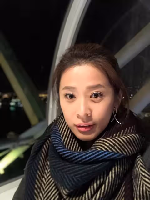 姐代父職！李燕18歲養家「湊錢繳營養午餐」全是零錢 每到父親節「弟弟必傳簡訊」淚謝拉拔長大