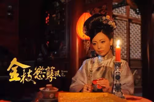 被父母放棄遭愛人背叛，讓萬梓良當街下跪的鄧萃雯，成功改寫人生