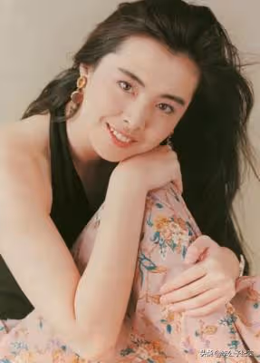 美貌是「世界第八大奇蹟」:拒絕麥可求婚,德仁天皇的夢中情人