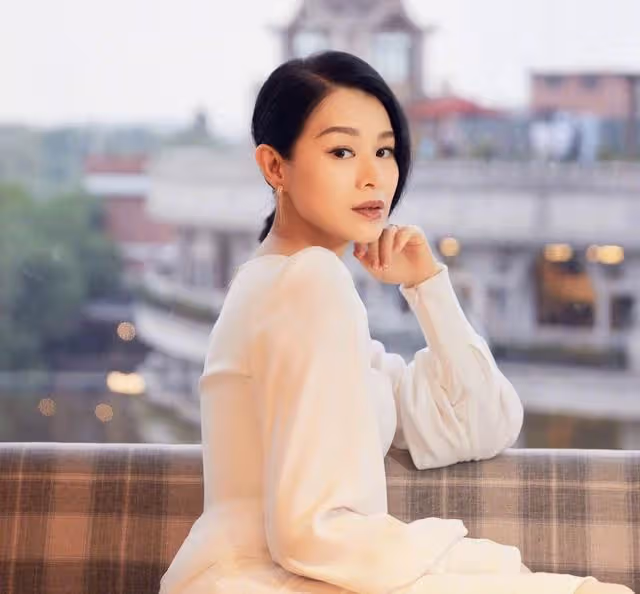 香港知名女星兩兒子被曝確診！傳在內地隔離，或將參加《浪姐3》