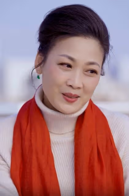 TVB女星蔣文端近況，回內地發展後成國家一級演員，53歲氣質出眾