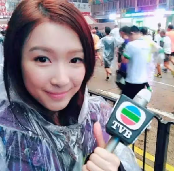 與李澤楷相戀5年,卻始終沒能嫁入豪門,郭嘉文到底差點什麼?