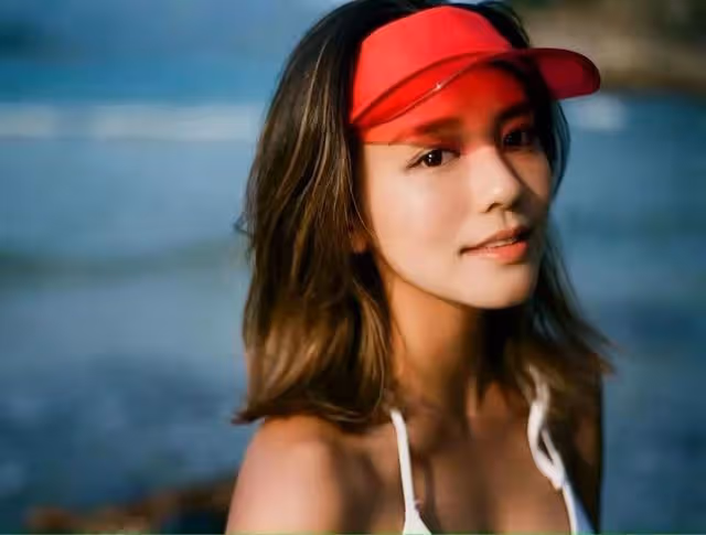第四代「邦民女」出演戚其義首部網劇，高學歷還是多間店鋪老闆娘