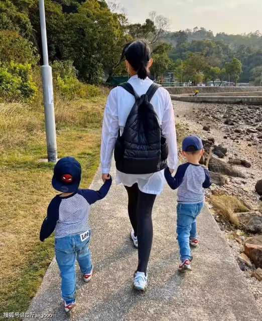 胡杏兒兒子被曝感染新冠,工作室回應已痊癒,孩子隱私曝光惹爭議