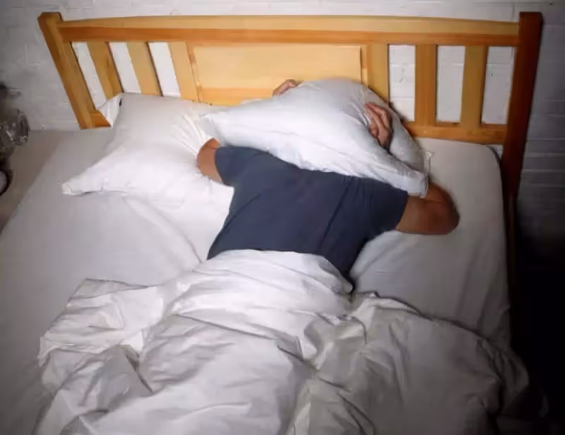 50歲後要睡多久?研究指出「最佳睡覺時間」苦勸:別被8小時綁架!