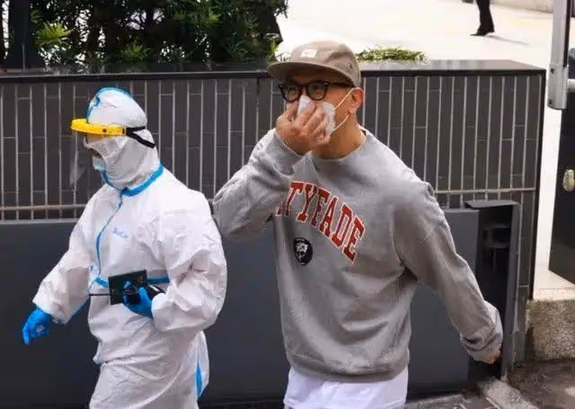 具俊曄深夜秀恩愛,帶大S舊地重遊,到20年前約會的餐廳!