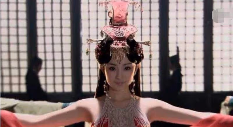 19歲的陳紅,19歲的林心如,19歲的陳德容,19歲的蔡少芬:麻煩讓讓