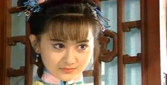 19歲的陳紅,19歲的林心如,19歲的陳德容,19歲的蔡少芬:麻煩讓讓