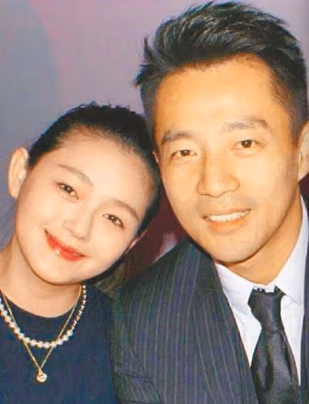 張朝陽也吃大s離婚瓜，曾偷拍婚禮被汪小菲罵，稱已道歉不再直播