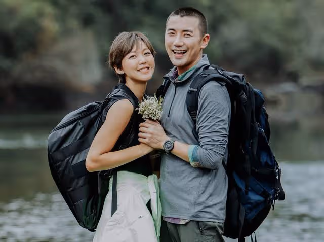 恭喜！TVB著名男星舉辦產前派對，妻子懷孕9個月暫未透露寶寶性別