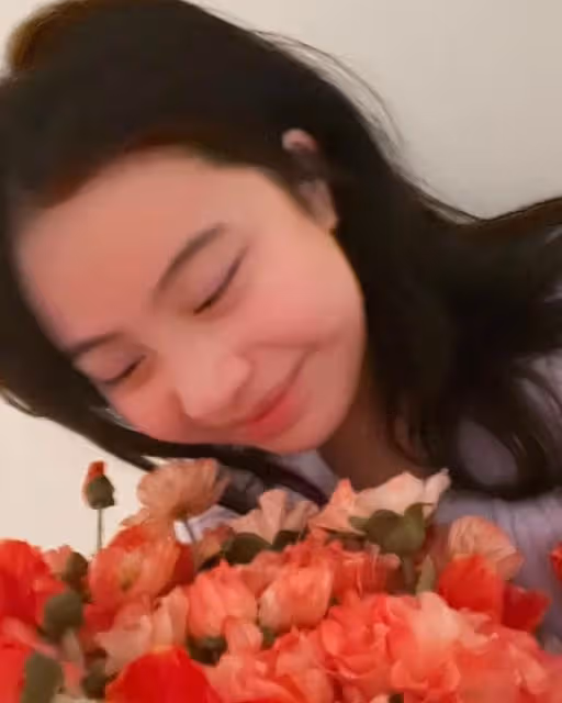 女大十八變!劉鑾雄甘比13歲女兒罕曬自拍,長相大氣超高顏值搶眼