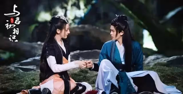 《與君初相識》熱度高漲，網友抱怨任嘉倫戲份少，男二被吐槽加戲