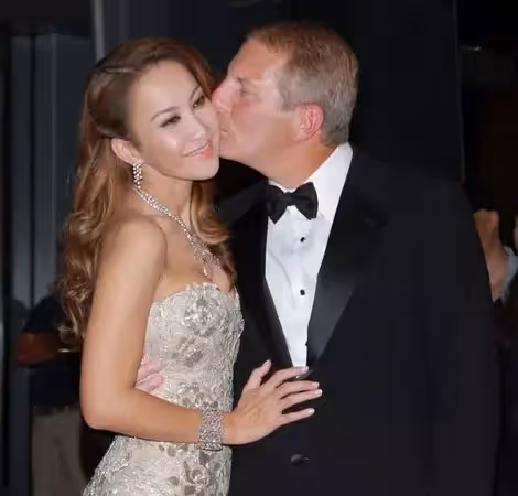 是不是整過頭？李玟「曬47歲躺床素顏照」無懼酸民　高EQ認「我從不是美女」下句話全網讚翻❤️