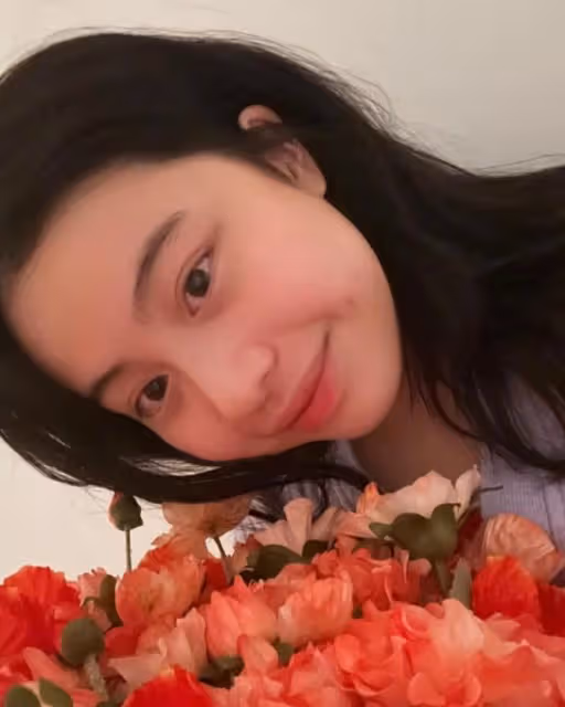 甘比13歲女兒近況,減肥成功顏值提升,對異母哥哥再婚沒公開表態