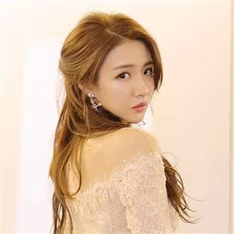 地位不保？TVB主題曲一姐菊梓喬被指遭冷待，懶理傳聞：沒感覺